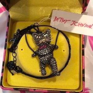 Betsey Johnson kitty jewel necklace NWT 🐾🐾❤️